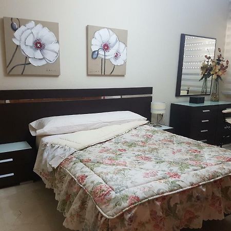 Apartamento Eduardo Dato Sevilla Dış mekan fotoğraf