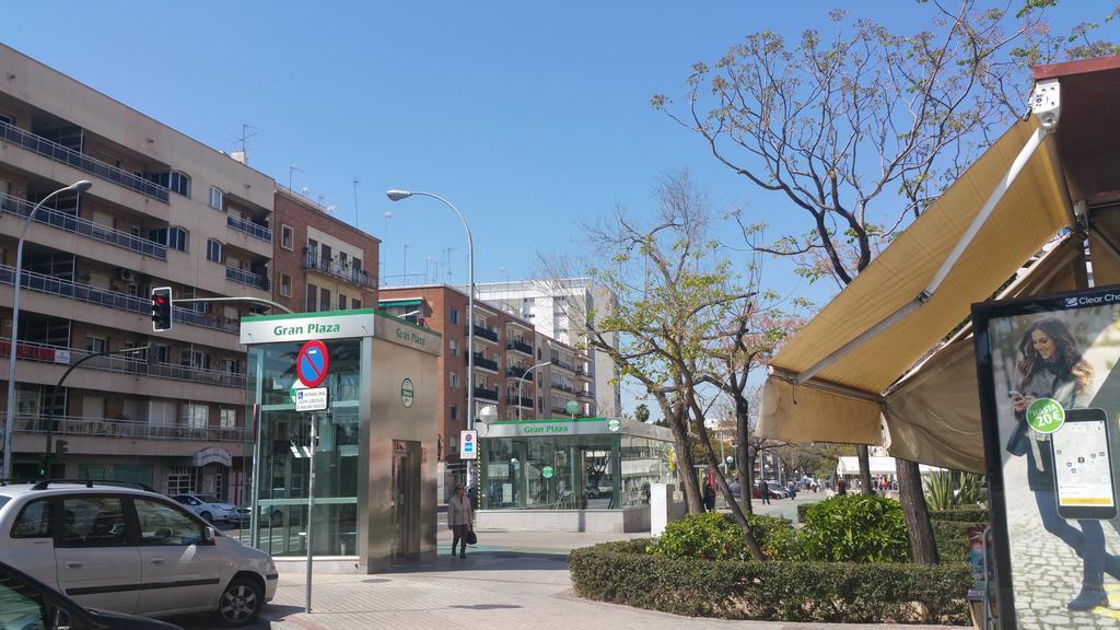 Apartamento Eduardo Dato Sevilla Dış mekan fotoğraf
