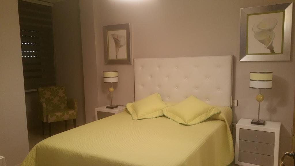 Apartamento Eduardo Dato Sevilla Dış mekan fotoğraf